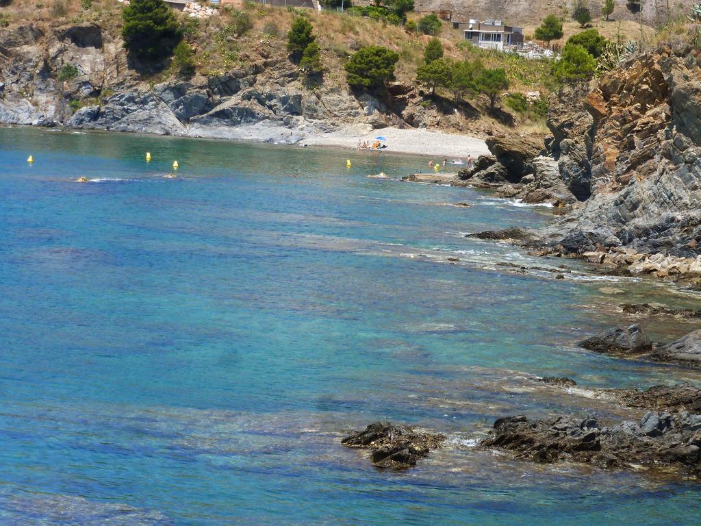 Apartment Rovellada Platja Colera Værelse billede